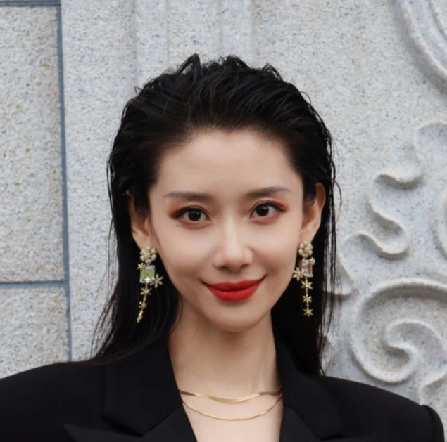 Huang Wen Qing