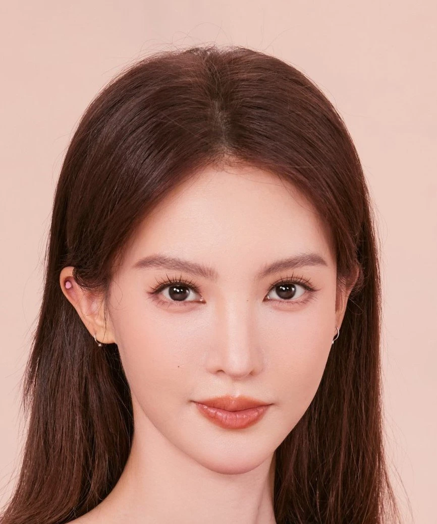 Gina Jin