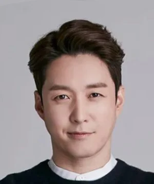 Shim Hyung Tak