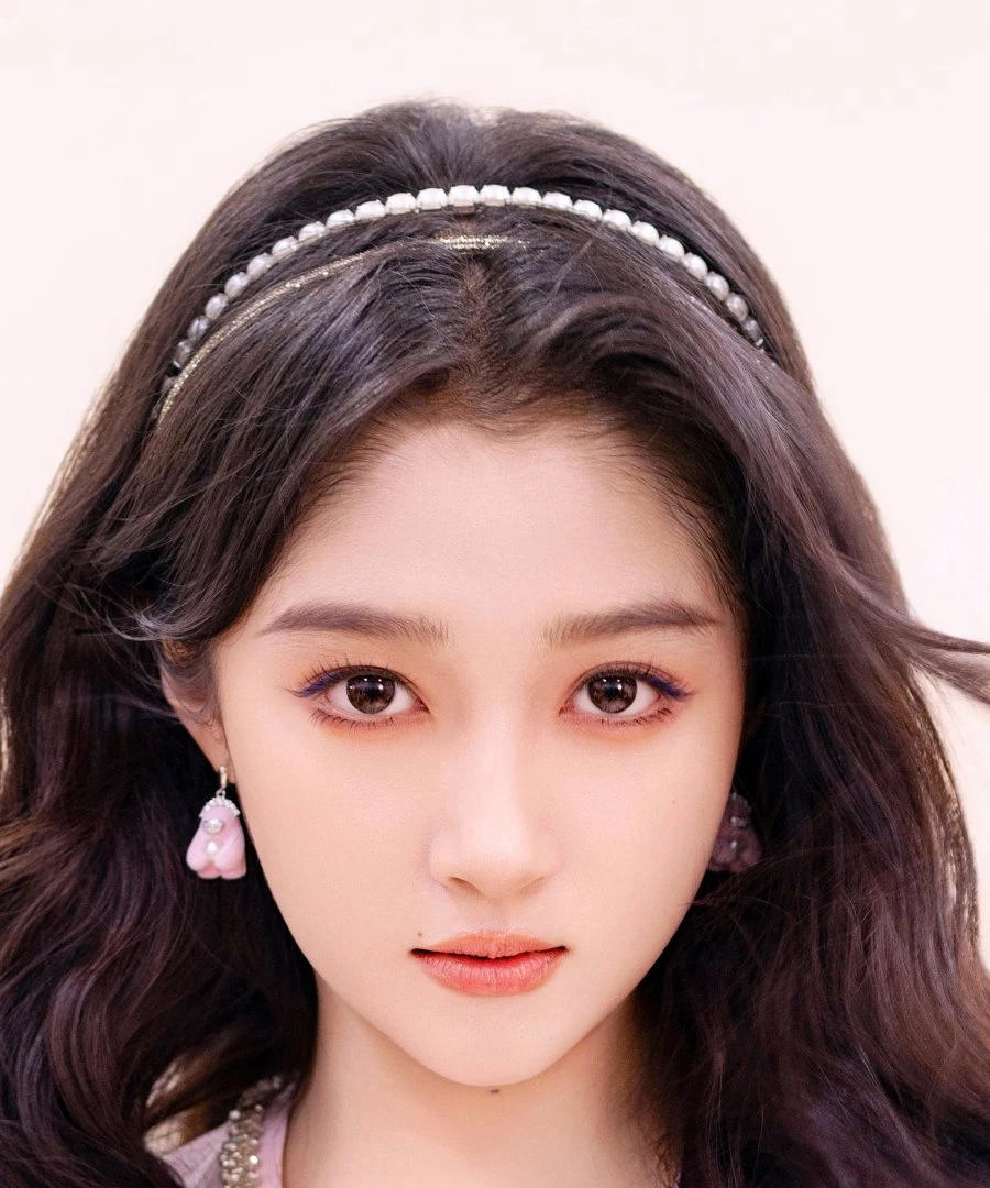 Guan Xiao Tong