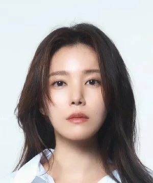 Jung Shi Ah