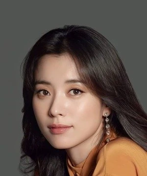 Han Hyo Joo