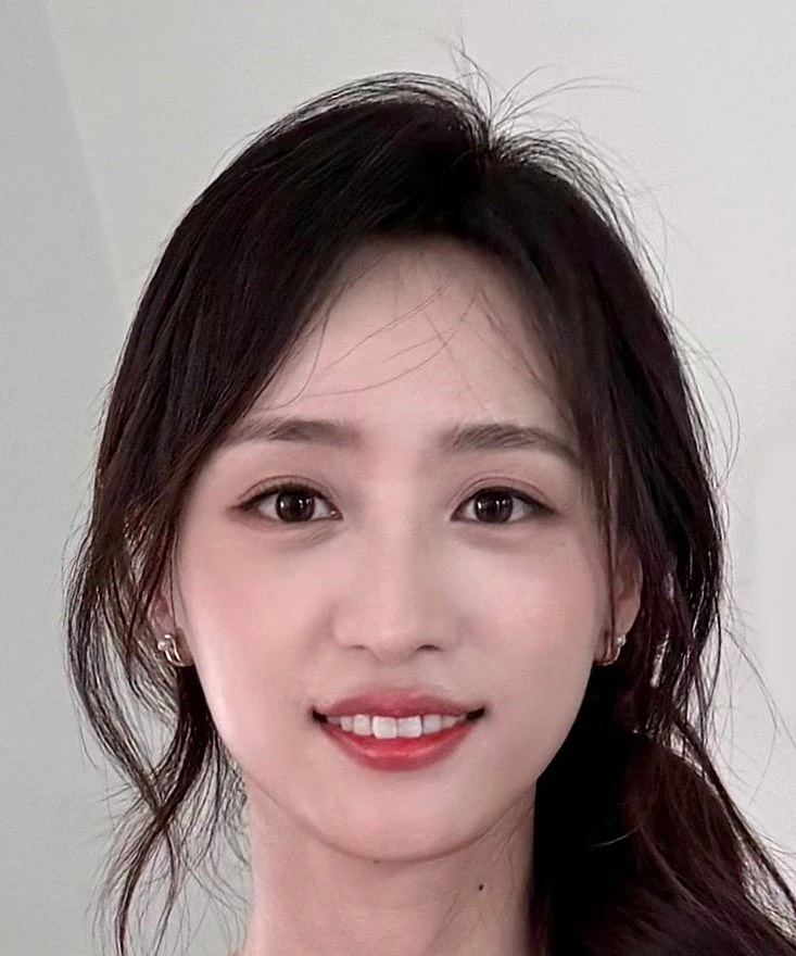 Huang Ting Ting
