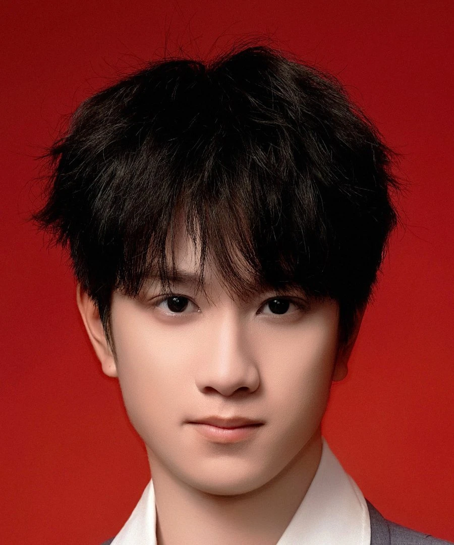 Ao Zi Yi